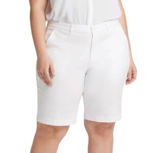Nydj Bremuda Short in Optic White, Size 18W​​​​​​